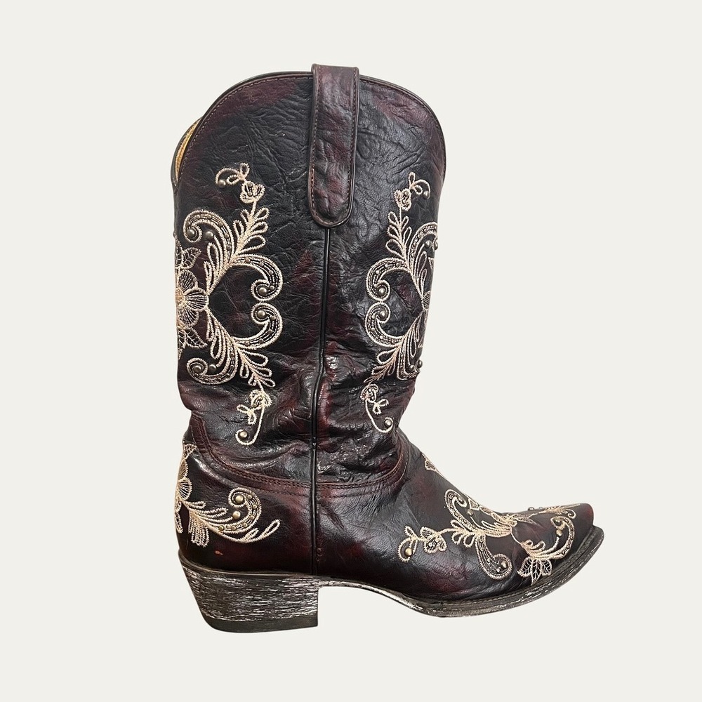 Cavenders‎ Womens 11 B Floral Embroidered and Studded Snip Toe Cowboy Boots